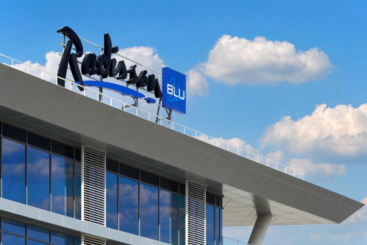 Radisson Blu Hotel Riyadh Convention And Exhibition Center Экстерьер фото European Parliament